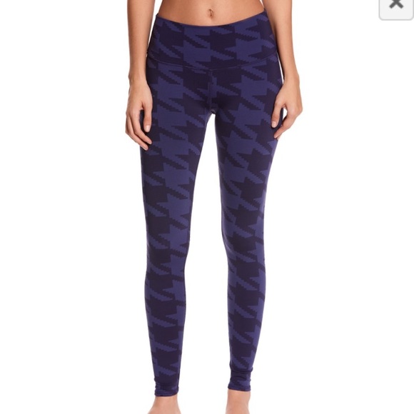Alo Houndstooth Leggings